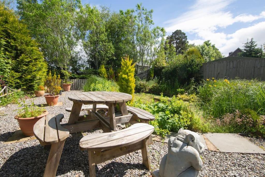 Calm Scottish Country Escape With Hot Tub Sleeps 6 Villa Inverness Kültér fotó